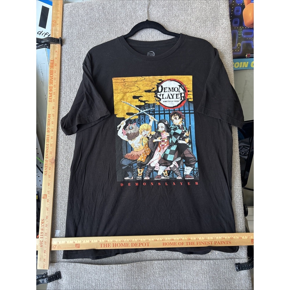 DEMON SLAYER T SHIRT MENS SIZE L KIMETSU NO YAIBA MANGA ANIPLEX